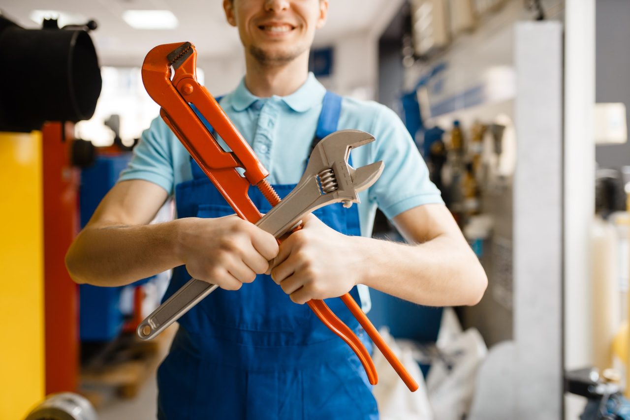 como funciona Empresa de Reparações em 